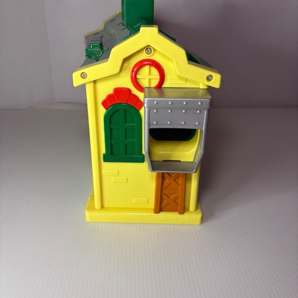 Thomas The Train Tidmouth Sheds From Discover Junction Playset Shed Only WORKS - Picture 4 of 14